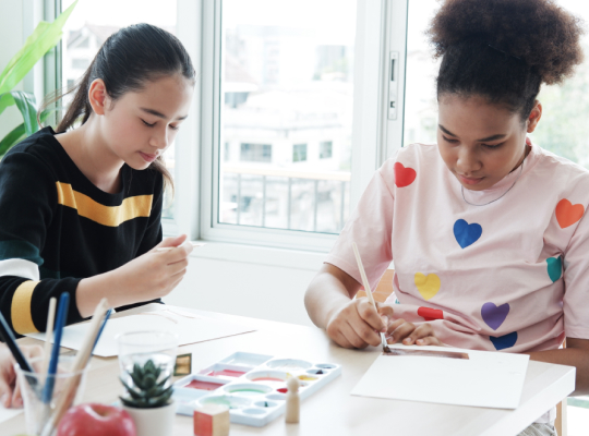 children doing an art project